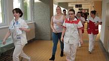 V prachatické nemocnici se o víkendu uskutečnil první ročník soutěže Jihočeská sestřička určený studentkám a studentům zdravotnických škol v Jihočeském kraji.
