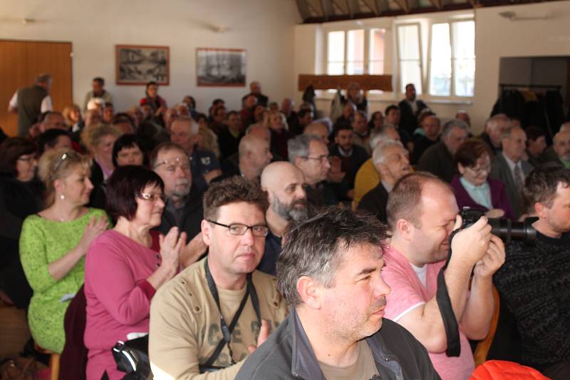 Konference Komu patří Šumava. Kvilda, čtvrtek, 16. března.