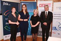 Za firmu MS Kart převzala v Rakousku ocenění Milena Šimáková (druhá zleva). Na snímku zleva jsou zástupci Jihočeské hospodářské komory Šárka Bělohlavová, Kateřina Třísková a Luděk Keist.