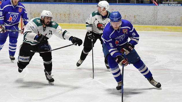 Hokejová Krajská liga: HC Vimperk - Slavoj Český Krumlov 3:5.