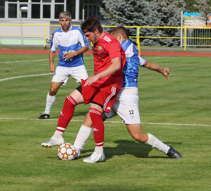 Fotbalový KP: Tatran Prachatice - Táborsko B 1:3 (0:2).