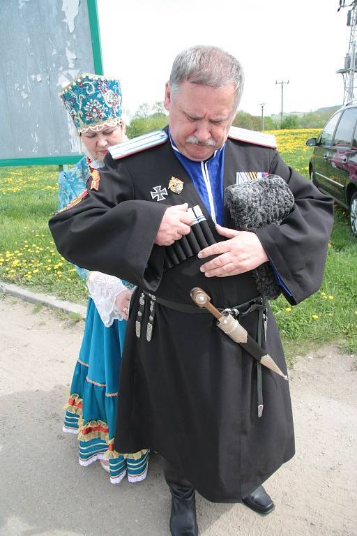 Do Vitějovic dorazili i manželé Nina a Alex Mandžulovi, členové Všekozáckého svazu Českých zemí a Slovenska.