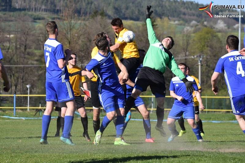 Fotbalový OP Prachaticka: Čkyně B - Vacov B 1:1 (17. Chalupa - 24. Dyk).