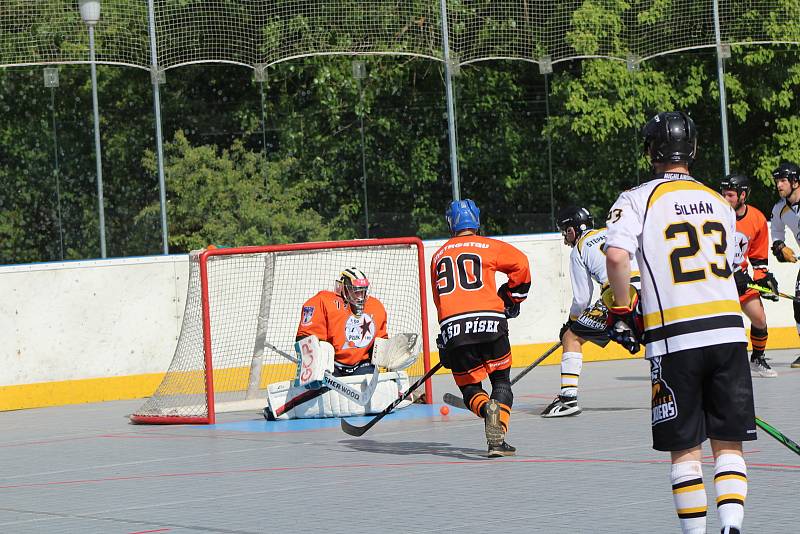 Play off 2. hokejalové ligy: HBC Prachatice - HC ŠD Písek 7:2.