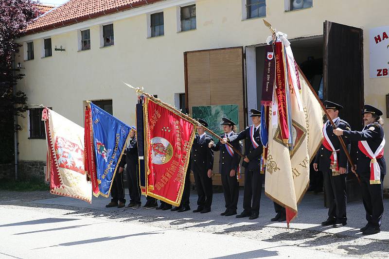 Slavnost sv. Jána má ve Lhenicích tradici. Konala se v neděli 20. května.