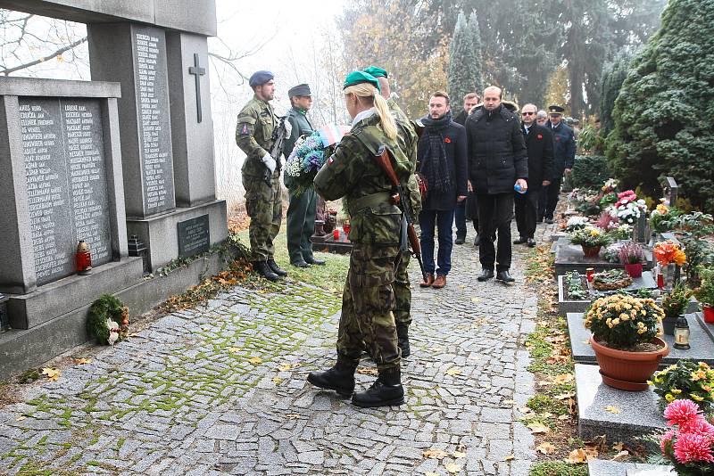 Uctění památky válečných veteránů v Prachaticích.