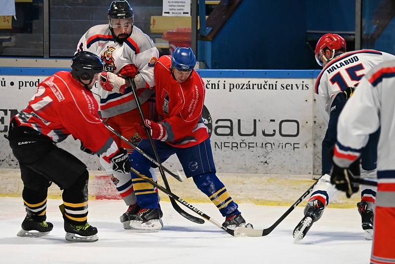 MHL: HC Čkyně - Hockey Zálezly 7:7 (0:1, 3:3, 4:3).