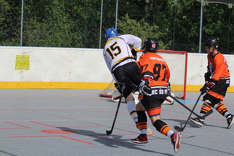 Play off 2. hokejalové ligy: HBC Prachatice - HC ŠD Písek 7:2.