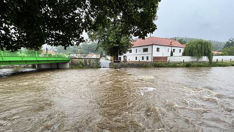 Řeka Blanice v Husinci.