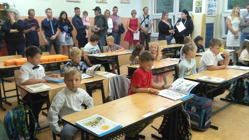 První školní den v Základní škole ve Zdíkově.