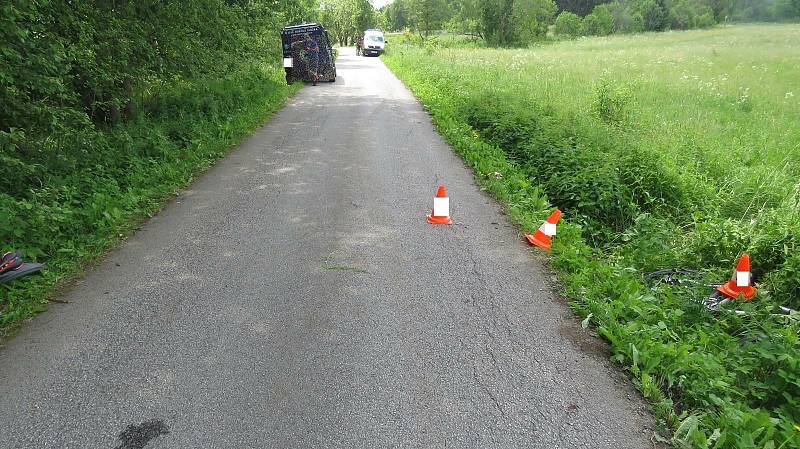 U Nové Pece na Prachaticku se při pádu z kola vážně zranil jedenasedmdesátiletý cyklista.