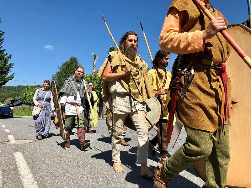 Římští legionáři a stateční barbaři bavili diváky ve Kvildě.