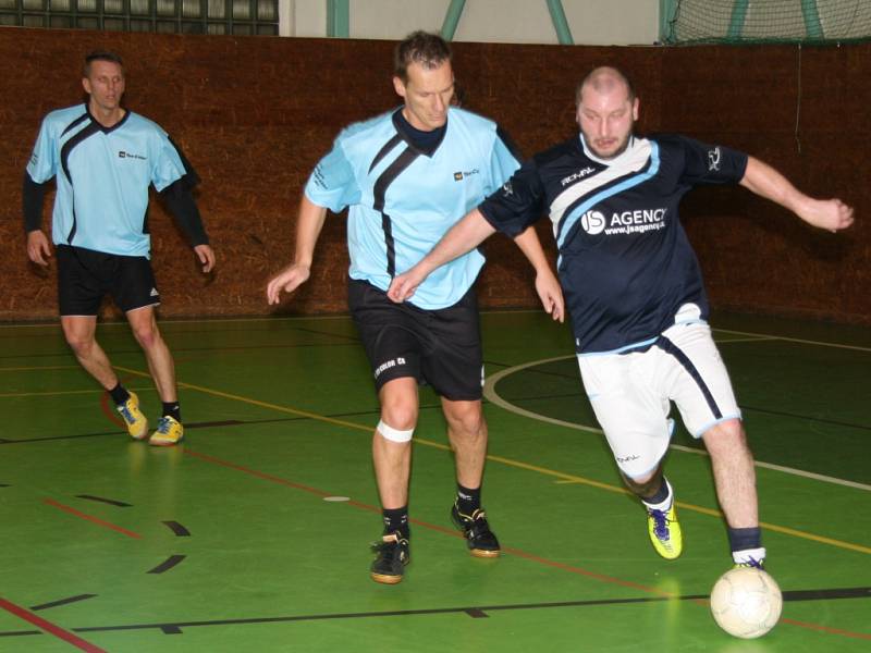 V sobotu 17. ledna se ve sportovní hale v Prachaticích odehrály zápasy krajského finále Českého poháru futsal sálové kopané. Foto z utkání Strabag  PT – FC Tex Color.