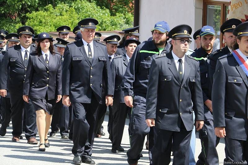 Slavnost sv. Jána má ve Lhenicích tradici. Konala se v neděli 20. května.