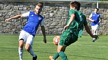 Lažišťští fotbalisté (zelené dresy) přehráli Třeboň 3:2.