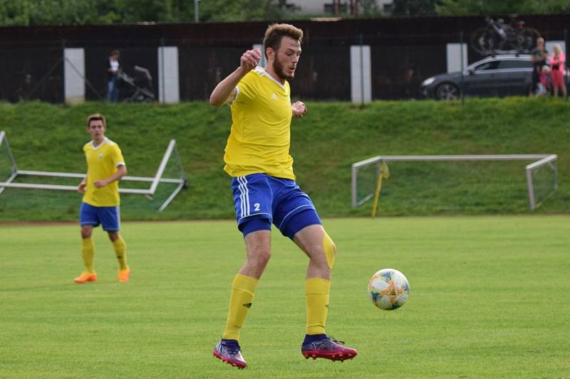 Fotbalová I.A třída: Vimperk - Lhenice 0:0.