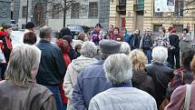 Demonstrace za nižší nájemné. Prachatice 17. listopadu.