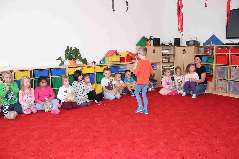 Mikulášká nadílka ve volarské mateřské škole.