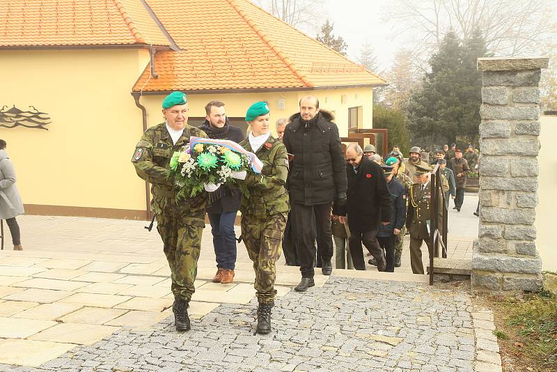 Uctění památky válečných veteránů v Prachaticích.