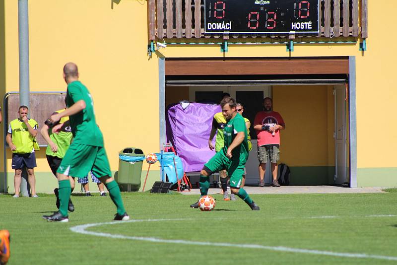 Fotbalový KP: Lažiště - Osek 1:4.