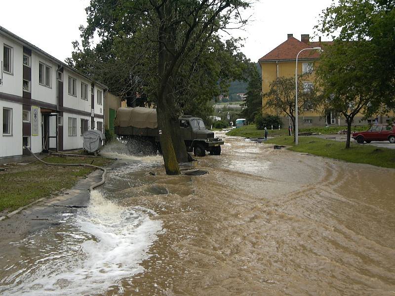 Povodně se v roce 2002 prohnaly i Prachatickem.