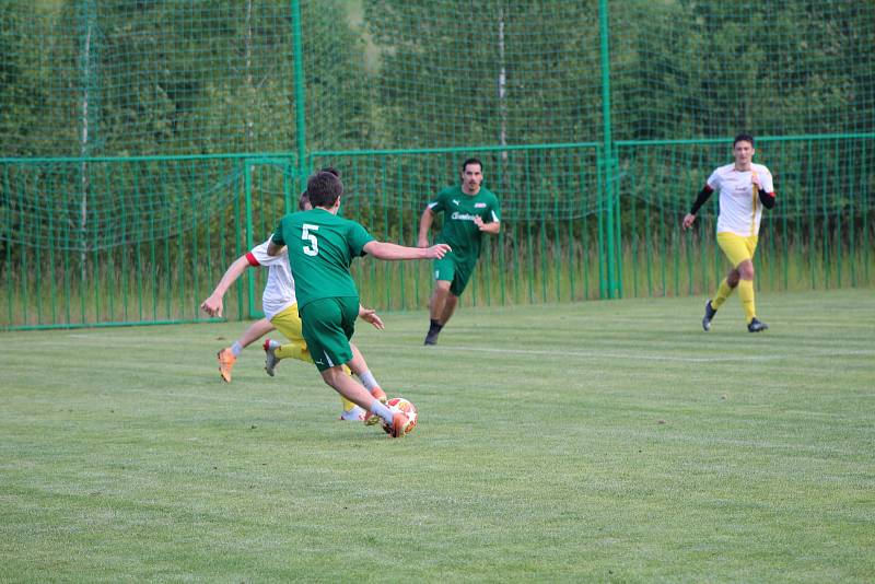 Fotbalová příprava: Lažiště - Junior Strakonice 2:5.