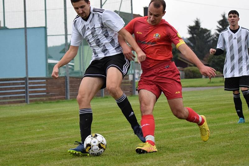 Fotbalový OP Prachaticka: FC Šumavské Hoštice - Sokol Stachy 1:2 (0:0).