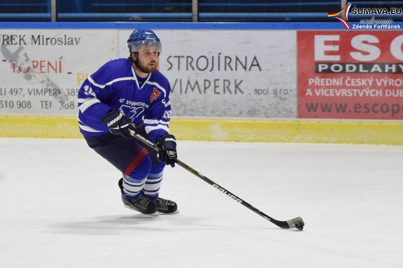 Hokejová Krajská liga: HC Vimperk - Slavoj Český Krumlov 3:5.