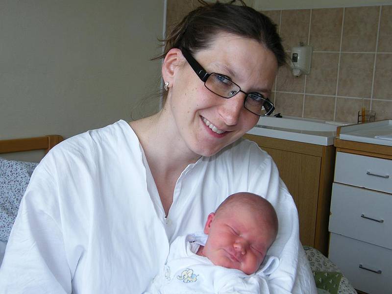 Barbora Šimková se v prachatické porodnici narodila 22. 5. 2010 v 08.50 hodin. Holčička vážila 3600 gramů a měřila 49 centimetrů
