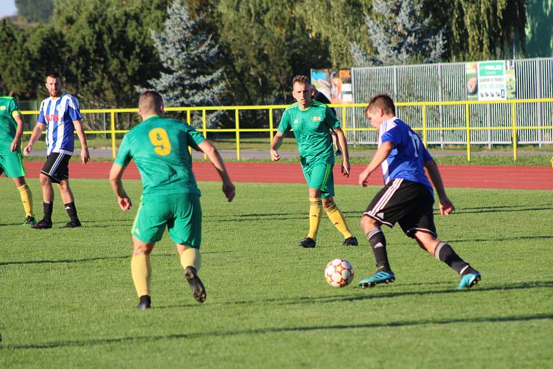 Fotbalový KP: Prachatice - Blatná 2:0.