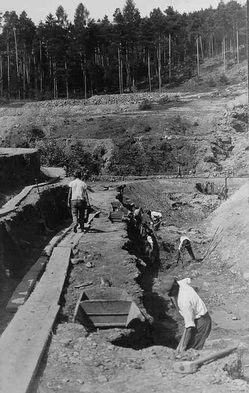 Stavba Husinecké přehrady v roce 1934.