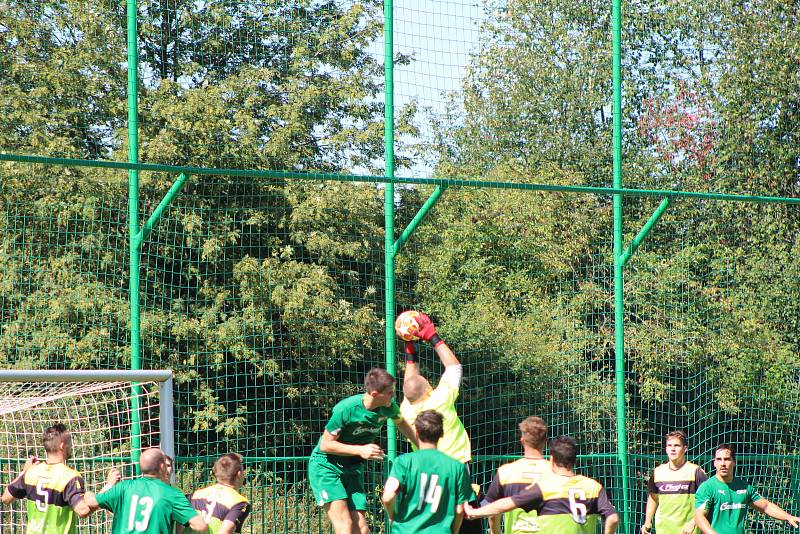 Fotbalový KP: Lažiště - Osek 1:4.