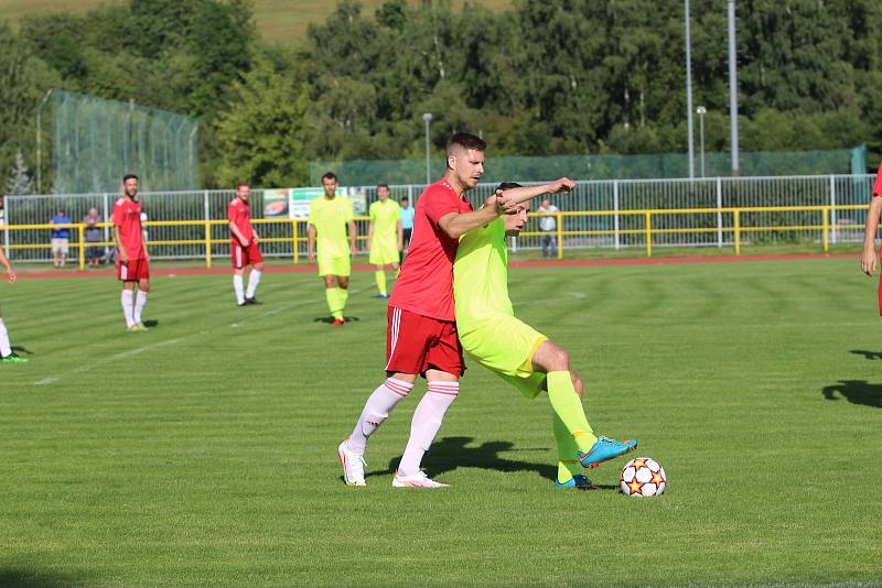 Fotbalový krajský přebor: Tatran Prachatice - Osek 3:1 (1:0).