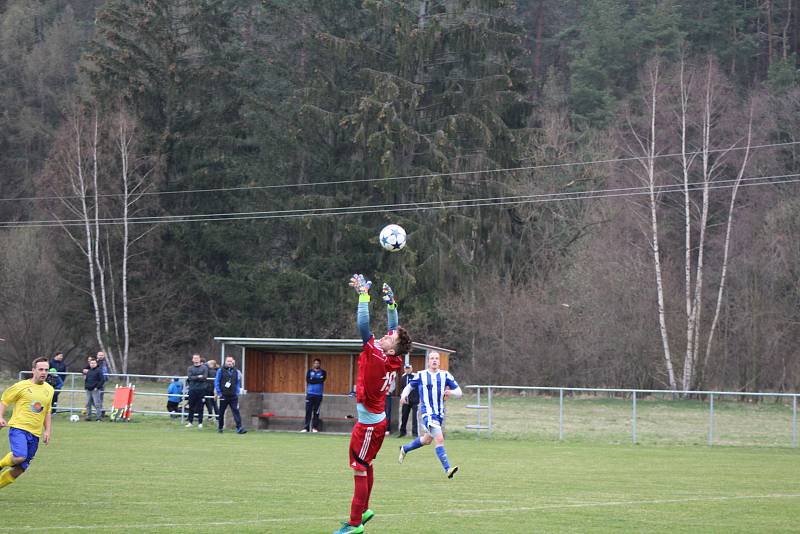 Fotbalová B třída: Prachatice B - Sousedovice 3:2.