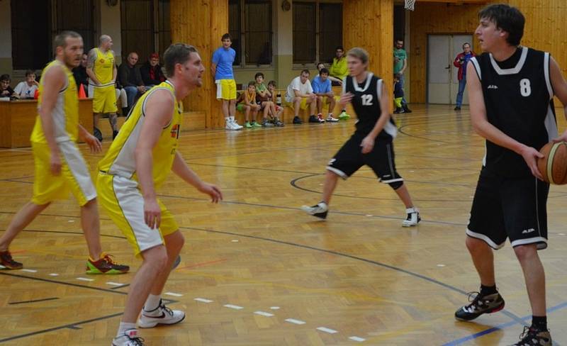 Vimperští basketbalisté přehráli Pelhřimov.