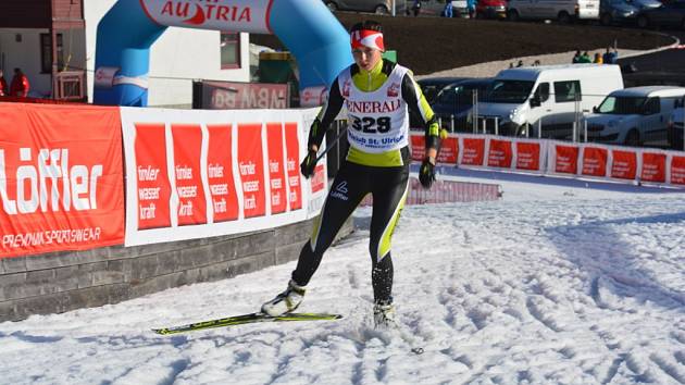 Lyžaři v Hochfilzenu.