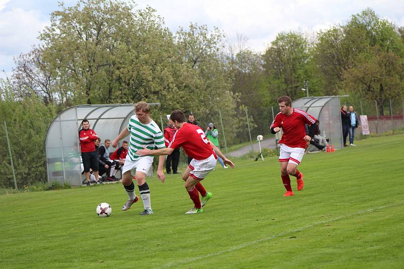 Fotbalová I.B třída: Vacov - Strunkovice 2:3.