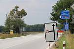 V Češnovicích na uzavírku a objízdnou trasu upozorňuje dopravní značení.