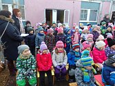 Děti z MŠ Českká v Prachaticích měly předčasné Vánoce.