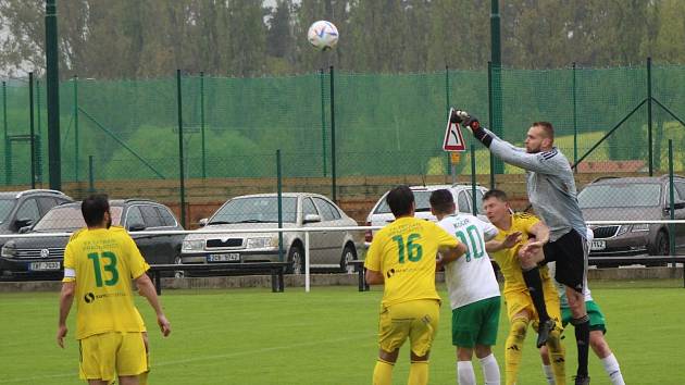 Fotbalový KP: SK Jankov - Tatran Prachatice 0:3 (0:2).