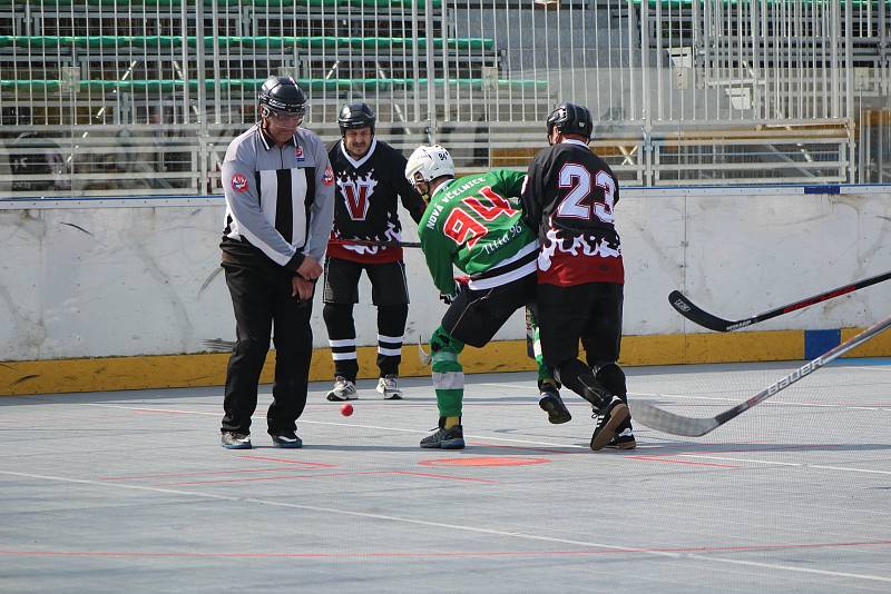 II. liga hokejbalistů: Flames Volary - Nová Včelnice 5:4.