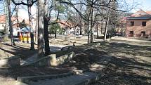 Štěpánčin park v Prachaticích by měl doznat změn. Jak velké a zásadní budou, o tom diskutovalyi minulý týden přímo na místě samém obyvatelé Prachatic s vedením města.