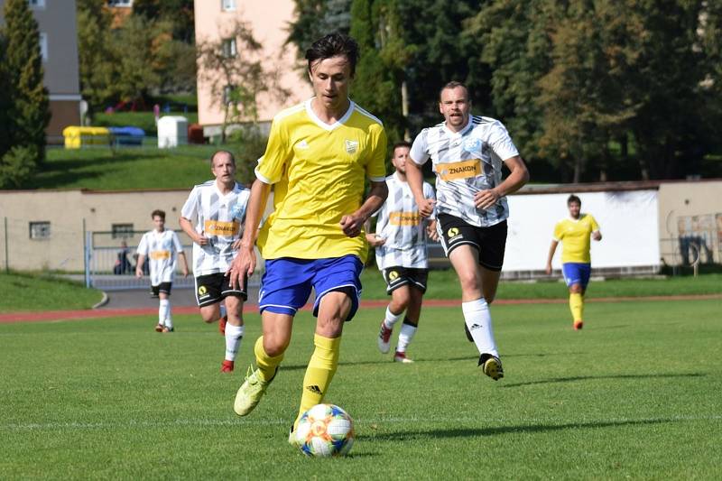 Fotbalová A třída: Vimperk - Sousedovice 4:2.