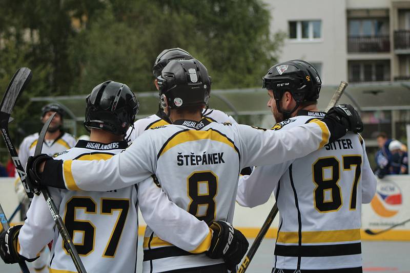 Extraliga hokejbalistů: HBC Prachatice - Elba DDM Ústí nad Labem 5:4 ss (3:1 (1:1, 0:2 - 0:0).