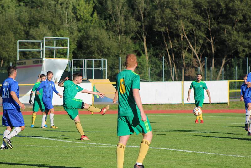 Fotbalový KP: Tatran Prachatice - Sokol Sezimovo Ústí 4:3 (2:3).