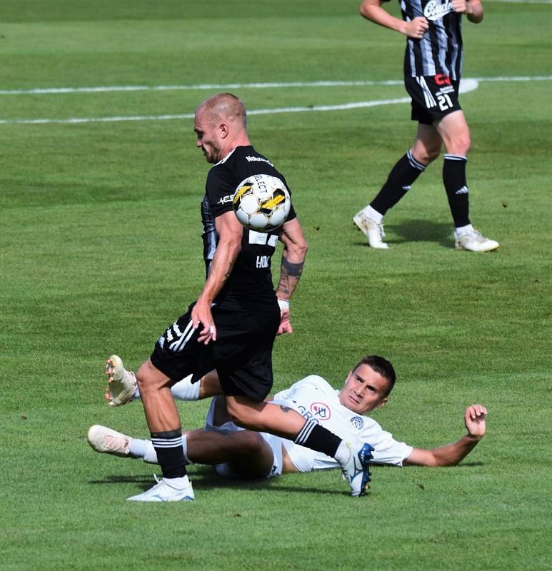 FORTUNA:LIGA: Dynamo České Budějovice - Slovácko 2:2.