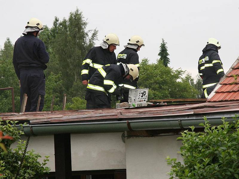 V neděli ráno hořel rodinný dům v prachatické ulici Pod Lázněmi.