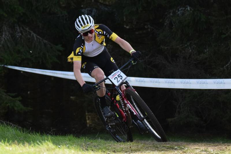 Český pohár cross country horských kol 2021 na Zadově - závod Muži Elite a U23.