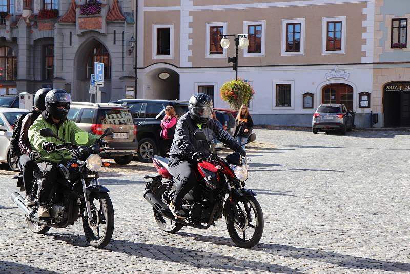 Ukončení moto sezony v Prachaticích - Jízda pro Lenoru.