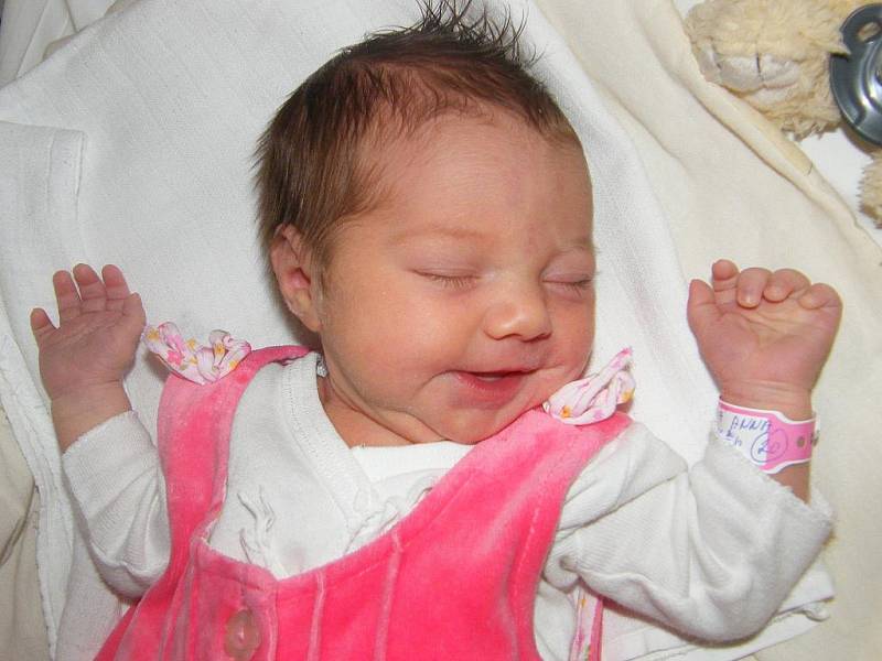 Anna Kadlecová se v prachatické porodnici narodila 20. listopadu 2011 ve 22.20 hodin, vážila 3190 gramů a měřila 49 centimetrů. Rodiče Zuzana a David Kadlecovi jsou z Prachatic. Doma už se na malou sestřičku těší i čtyřletá Natálka.